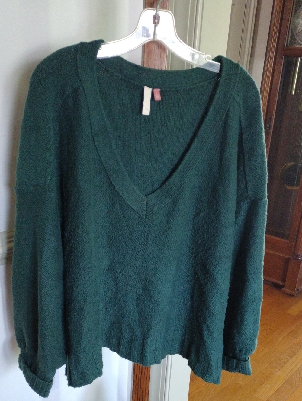 Pilcro Anthropologie Deep Green V-Neck Relaxed Women's Sweater